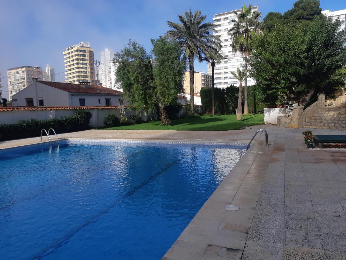 Beautiful Residential Apartment With Pool ベニドルム エクステリア 写真