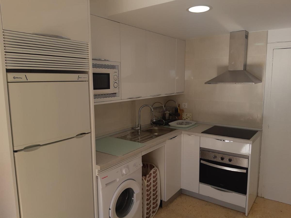 Beautiful Residential Apartment With Pool ベニドルム エクステリア 写真