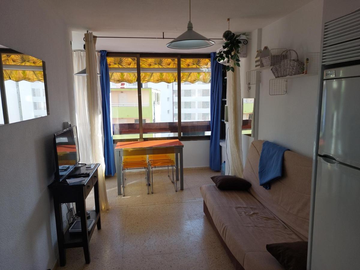 Beautiful Residential Apartment With Pool ベニドルム エクステリア 写真